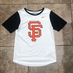 SF Giants tee